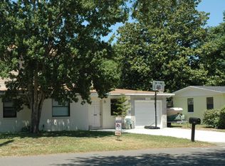 1829 12th Ave N, Jacksonville Beach, FL 32250