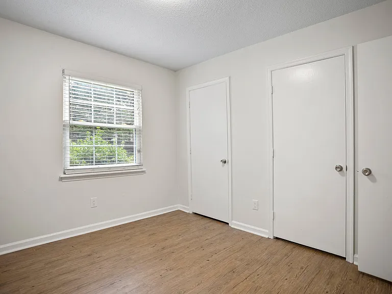 5659 Hornaday Rd #B — Photo 9