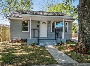 1145 Southlawn Blvd, New Orleans, LA 70114