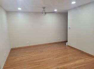 320 N Austin Blvd APT 4, Oak Park, IL 60302