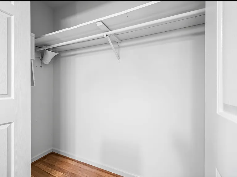 2905 Burch Ave #3 — Photo 10
