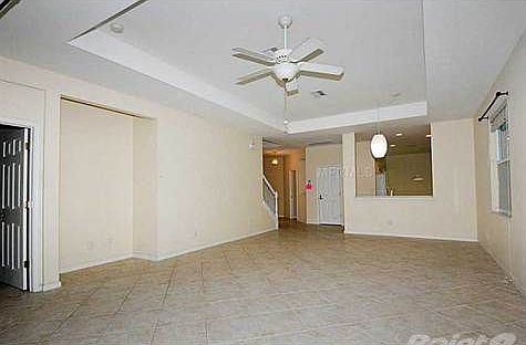 3rd image of 3215 Village Ln