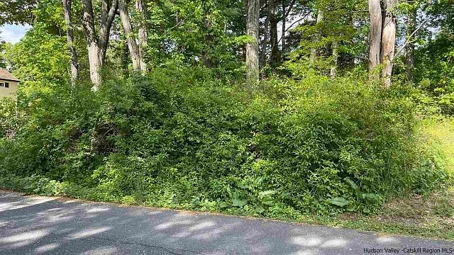 1st image of 198 North Dr