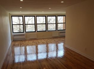 75-24 Bell Blvd APT 2E, Oakland Gardens, NY 11364