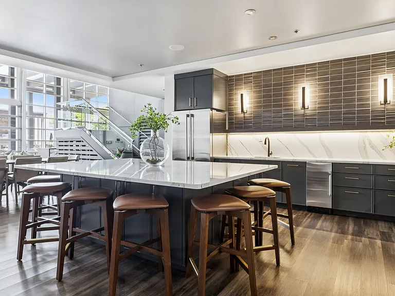 600 12th Ave S #525 — Photo 42