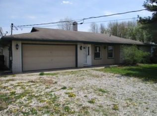 17593 Indian Hollow Rd, Grafton, OH 44044