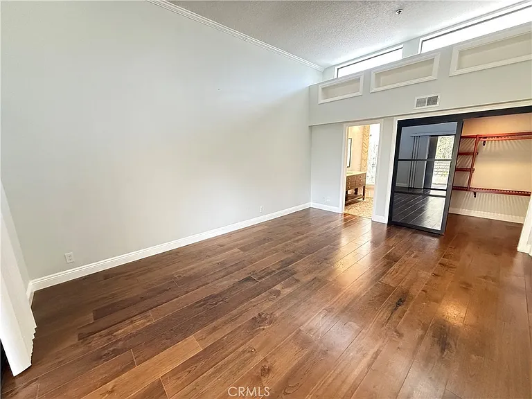 260 Cagney Ln #317 — Photo 10