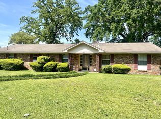 101 Eastwood Dr, Columbus, MS 39702