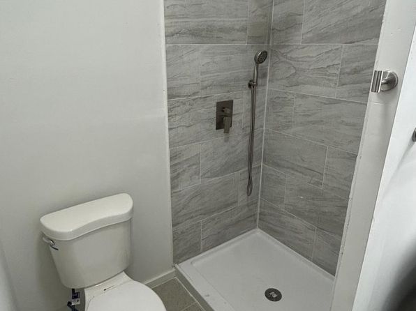 259 W Main St