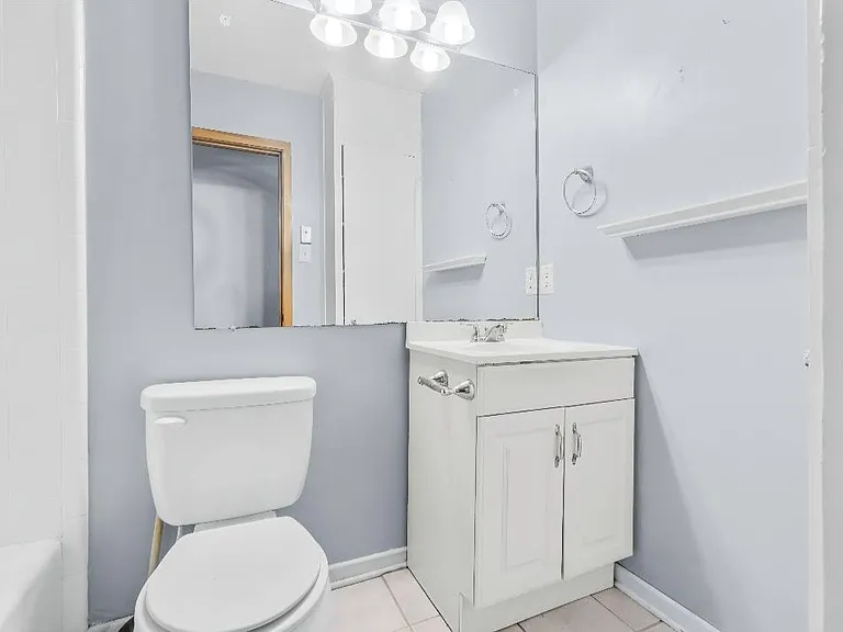 5574 Houston Dr — Photo 12