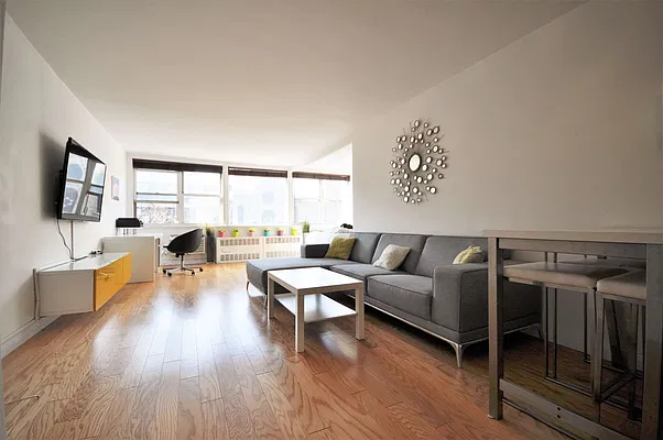 Rented by Compass | media 1