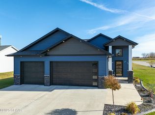 1600 Barrette St, Crookston, MN 56716