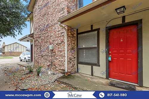 800 Bluebonnet Dr #B Photo 1