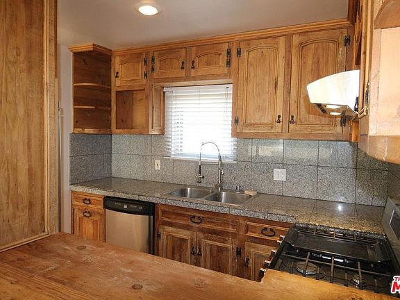 3rd image of 28711 Pacific Coast Hwy APT 27