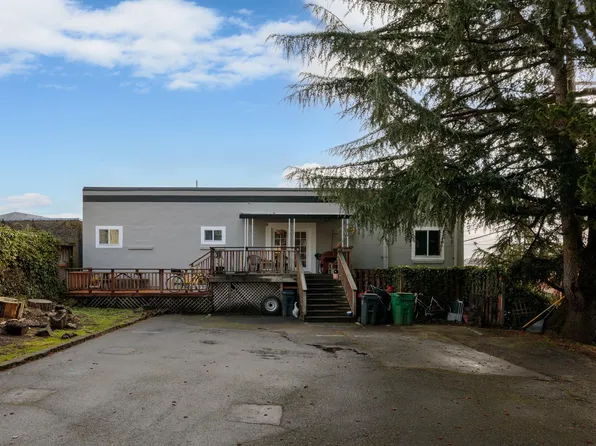150 Saint Helens St, Saint Helens, OR