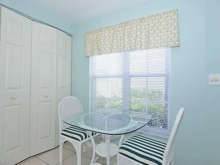 4960 Deerfield Way #E-102 — Photo 10