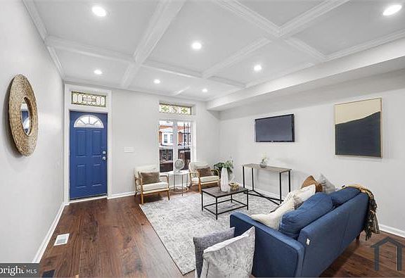 3rd image of 2402 Presbury St