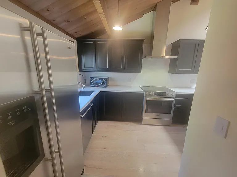 186 Central Ave — Photo 11