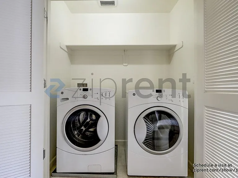 107 San Juan Batista St — Photo 16