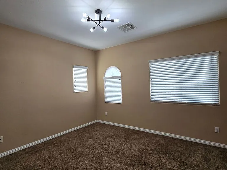 9152 Worsley Park Pl — Photo 10