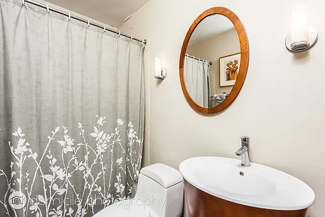 260 E Chestnut St #3201 — Photo 11
