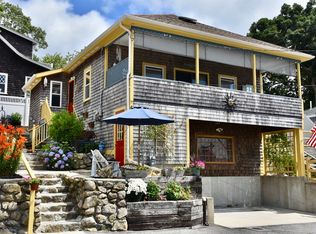 6 Green St, Buzzards Bay, MA 02532