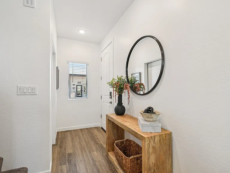 Villas on Van Buren — Photo 30