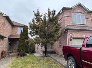 71 Primeau Dr #BASEMENT, Aurora, ON L4G6Z3