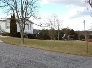 197 J K Dr, Petersburg, WV 26847