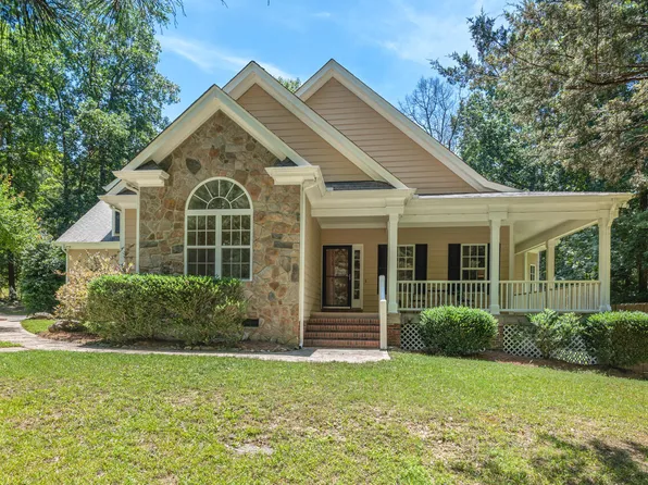 126 Captains Ct, Durham, NC 27712