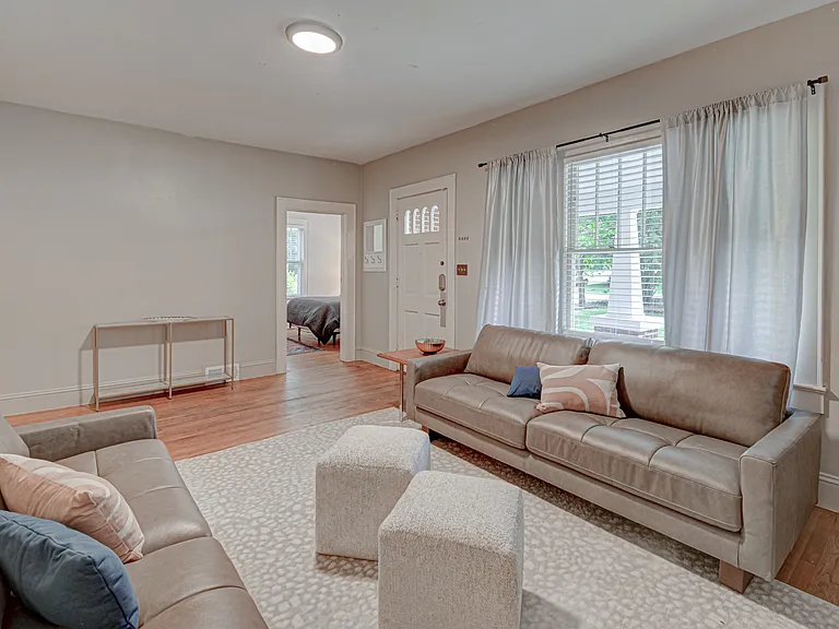 152 Rosedale Cir — Photo 6