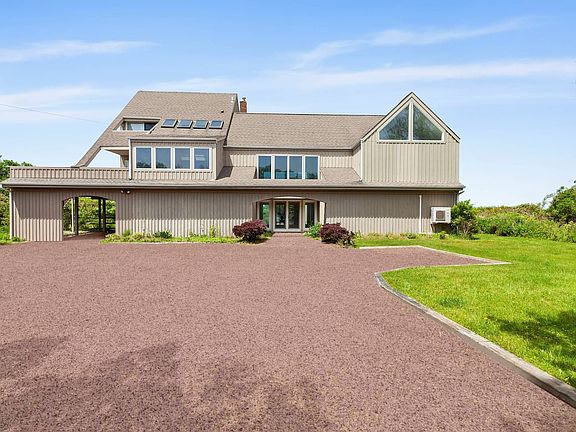 4th image of 64 Sandune Ct
