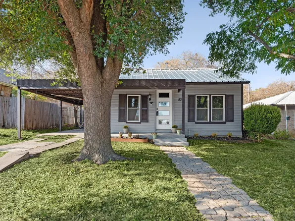 8311 Whitney Dr, White Settlement, TX 76108