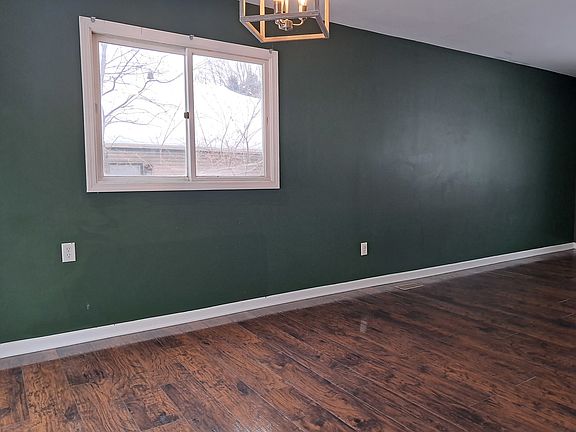 4th image of 117 Liverpool Dr SE