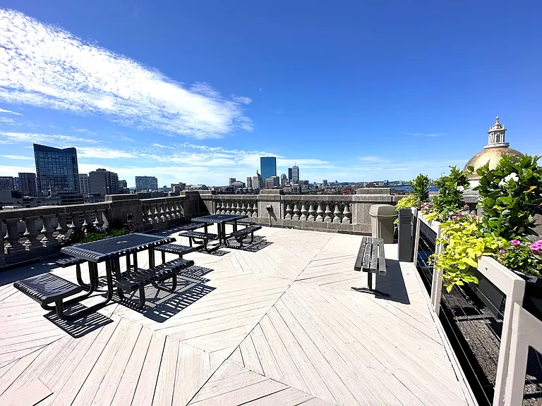 21 Beacon St #2T — Photo 11