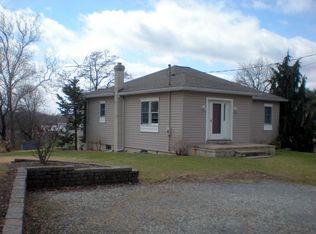 358 Liberty Rd, Stewartsville, NJ 08886