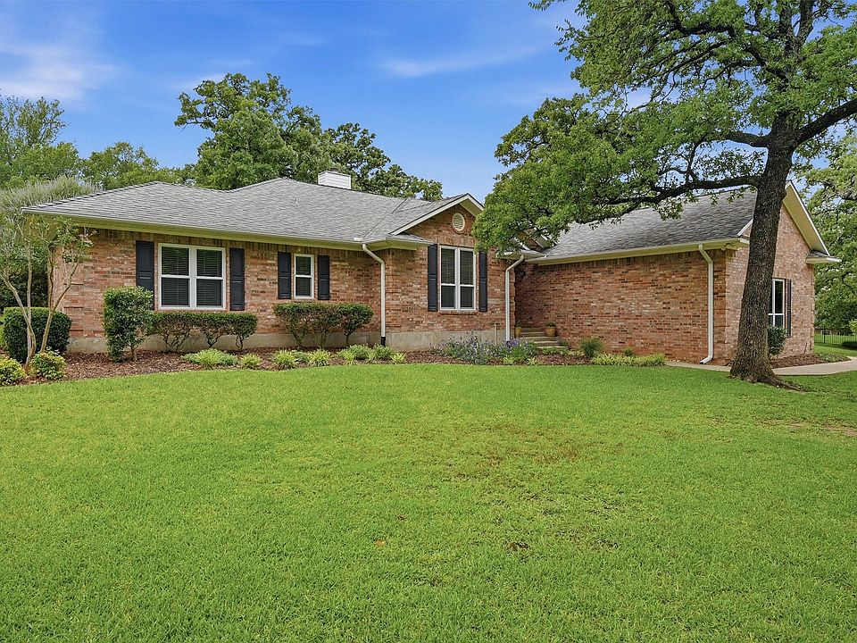 1st image of 106 Santee Dr