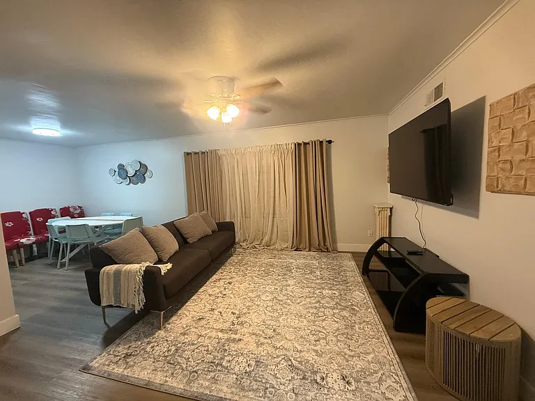 1723 S Perkins Rd — Photo 10