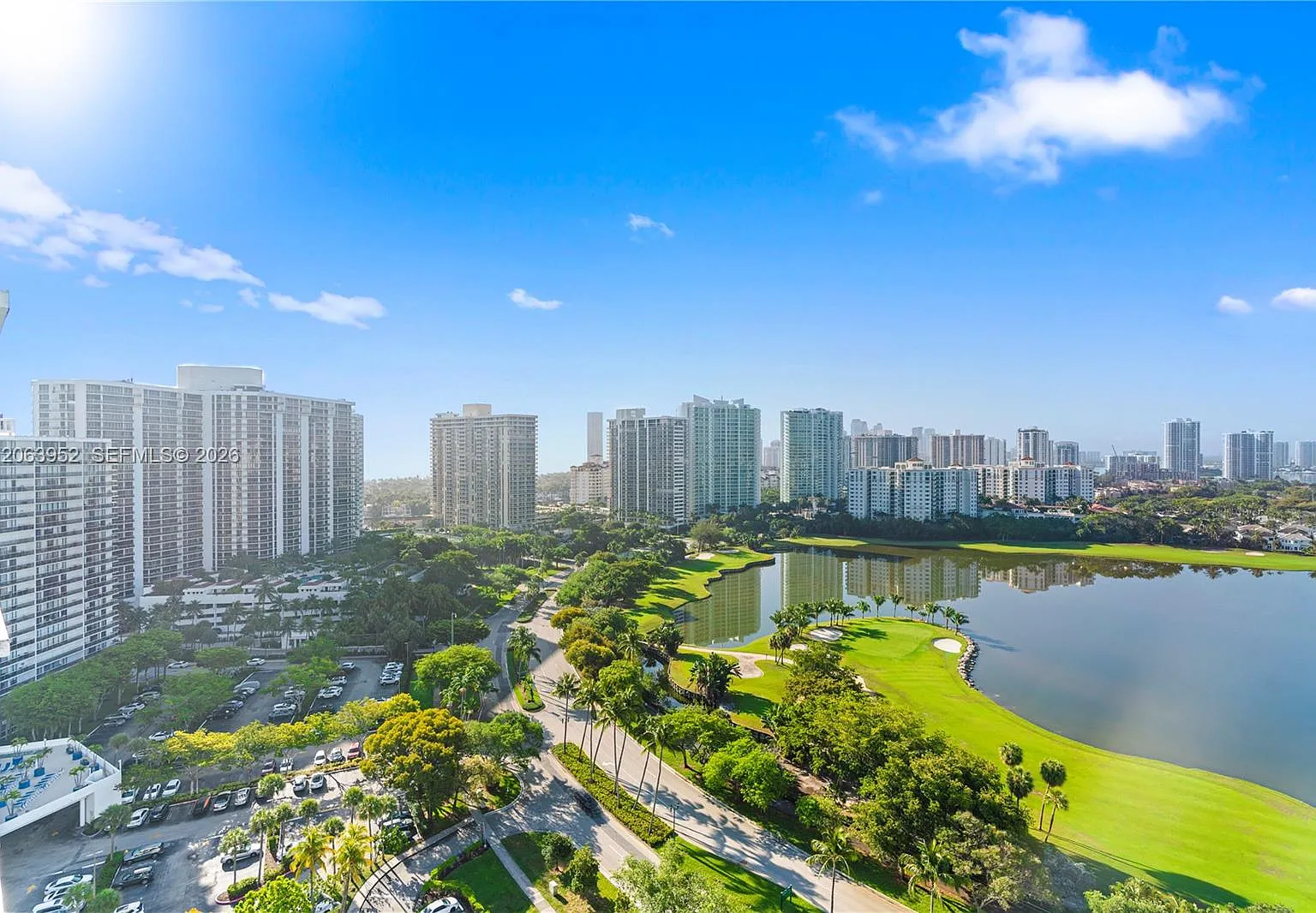 Aventura Eldorado Condo — Photo 2
