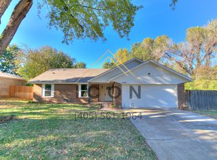 11747 Silver Maple Dr, Yukon, OK 73099