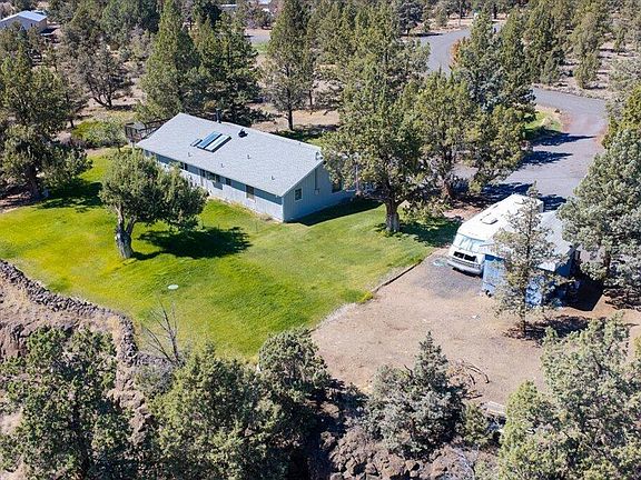 4th image of 5790 NW Galloway Loop