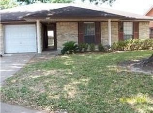 6014 Weeping Willow Rd, Houston, TX 77092