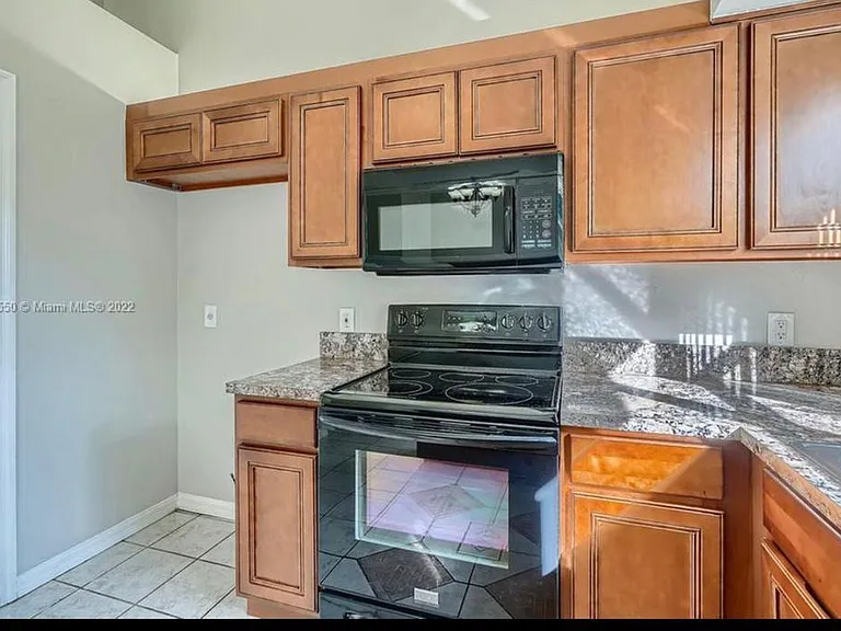 3309 SW Frankford St — Photo 12