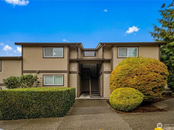 4709 176th Street SW #C10, Lynnwood, WA 98037