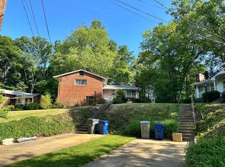 7020 Ted Dr, Falls Church, VA 22042