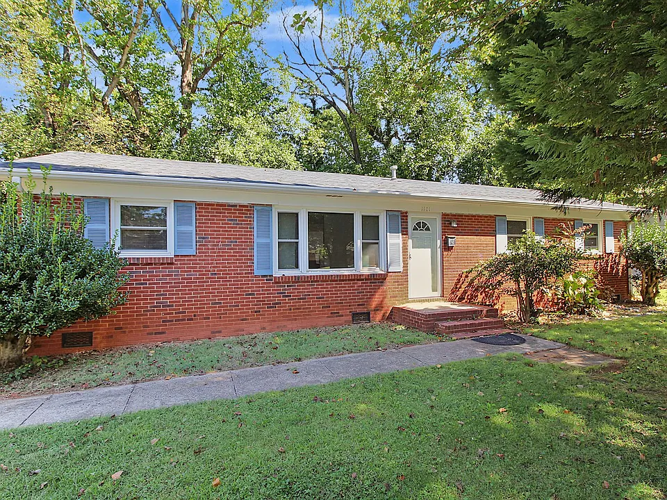 1101 Clawson Ct
