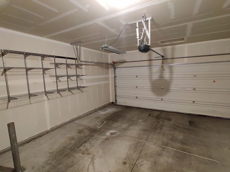 8726 Stockholm Ln NE — Photo 14