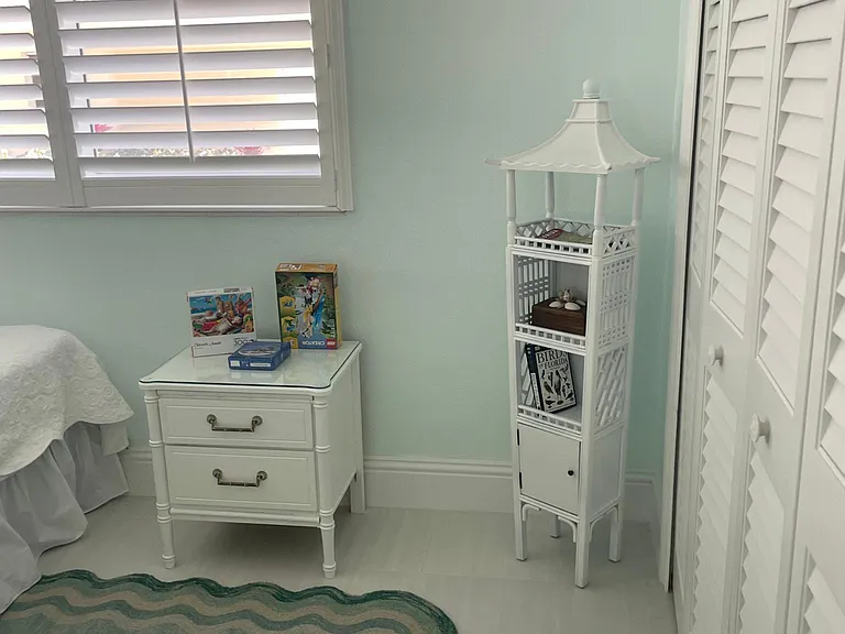 2100 Gulf Shore Blvd N #100 — Photo 25