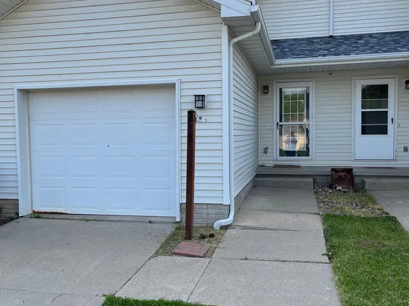 213 S Hazel St, Van Meter, IA 50261