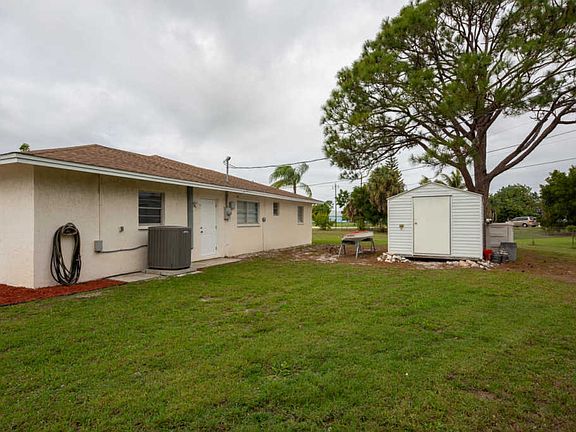 4th image of 1259 NE 29th Ter